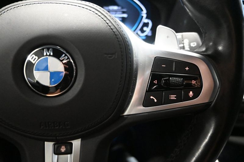 BMW 330 bild 22