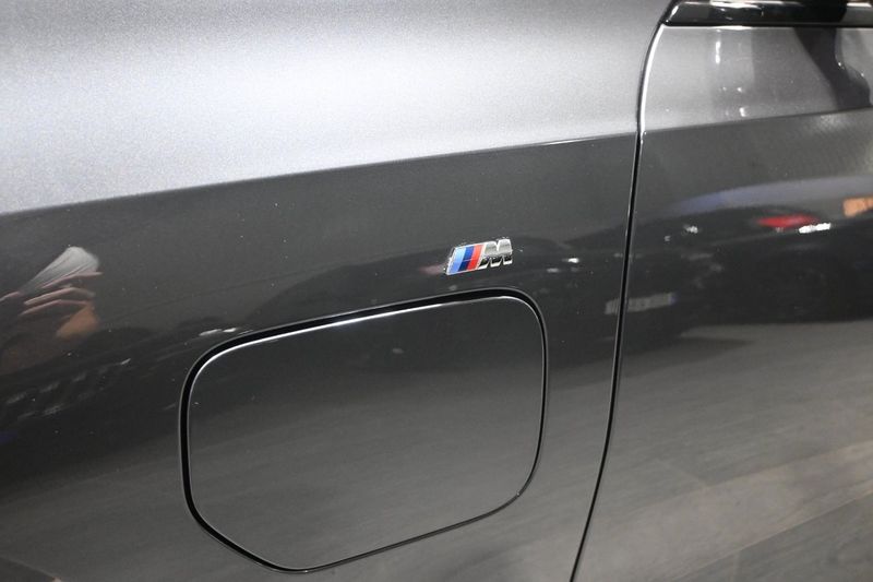 BMW 330 bild 7
