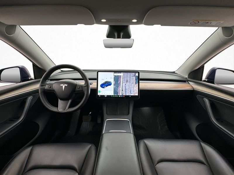 Tesla Model Y bild 14