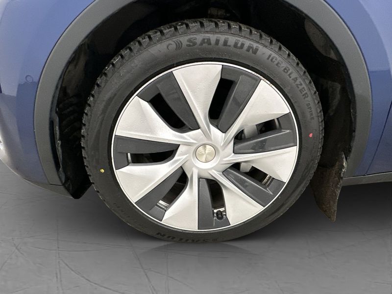 Tesla Model Y bild 30