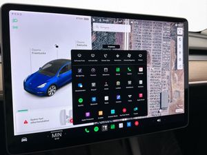 Tesla Model Y bild 21