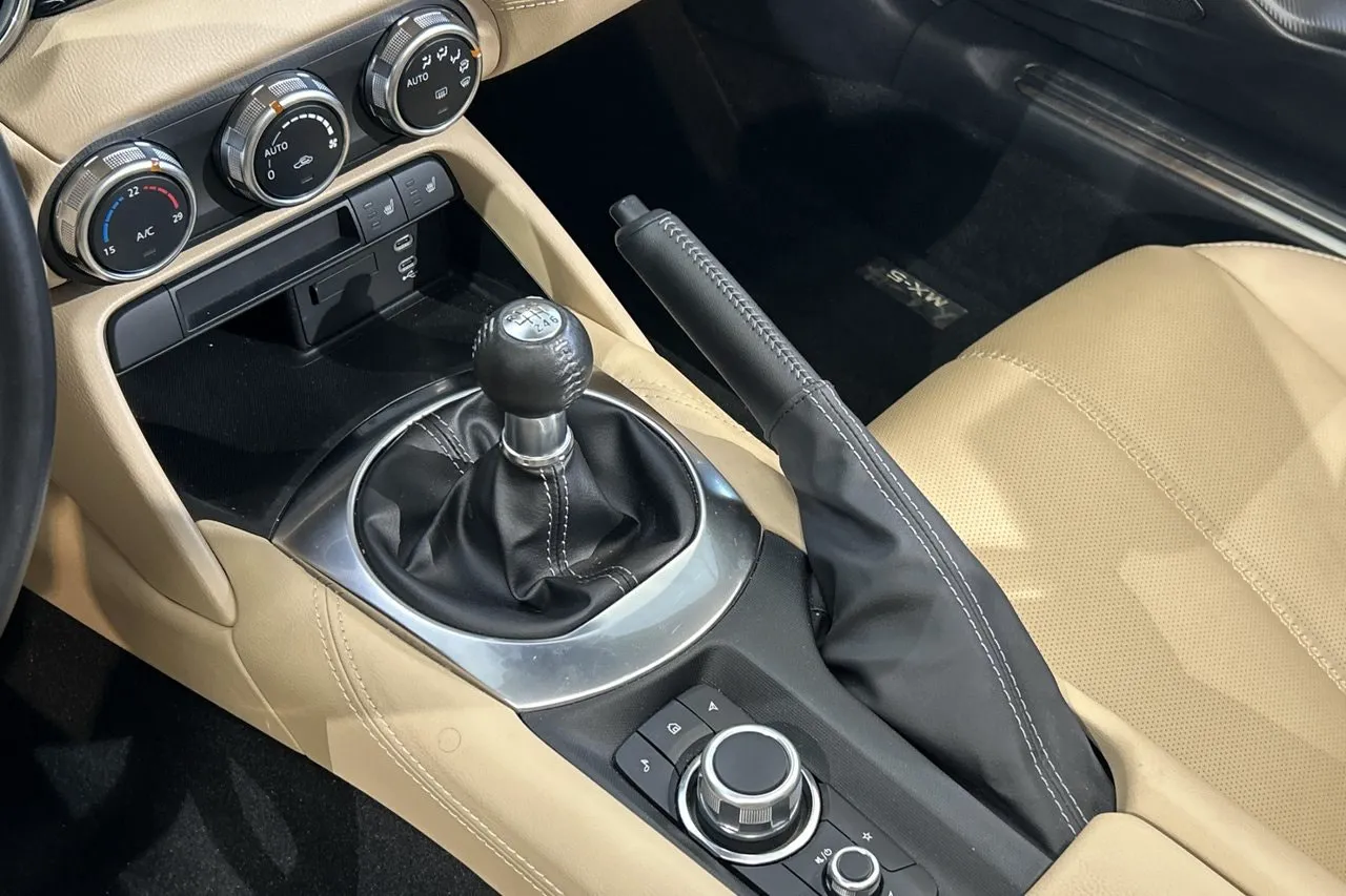 Mazda MX-5 bild 22