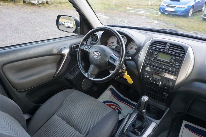 Toyota RAV4 bild 5