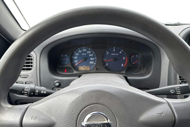 Nissan NP bild 10