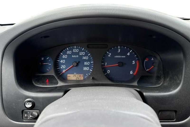 Nissan NP bild 11