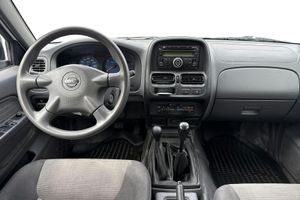 Nissan NP bild 6