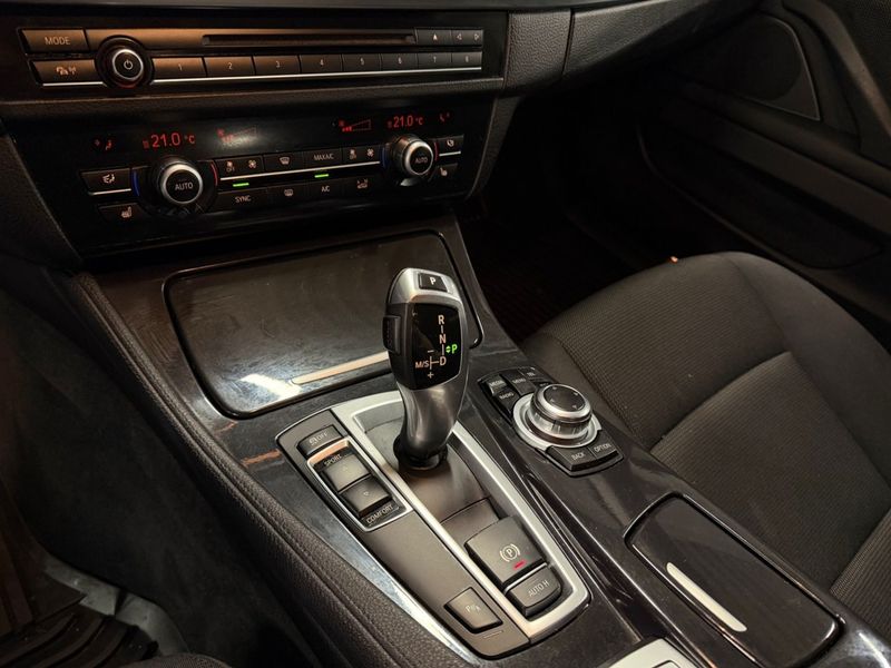BMW 520 bild 13