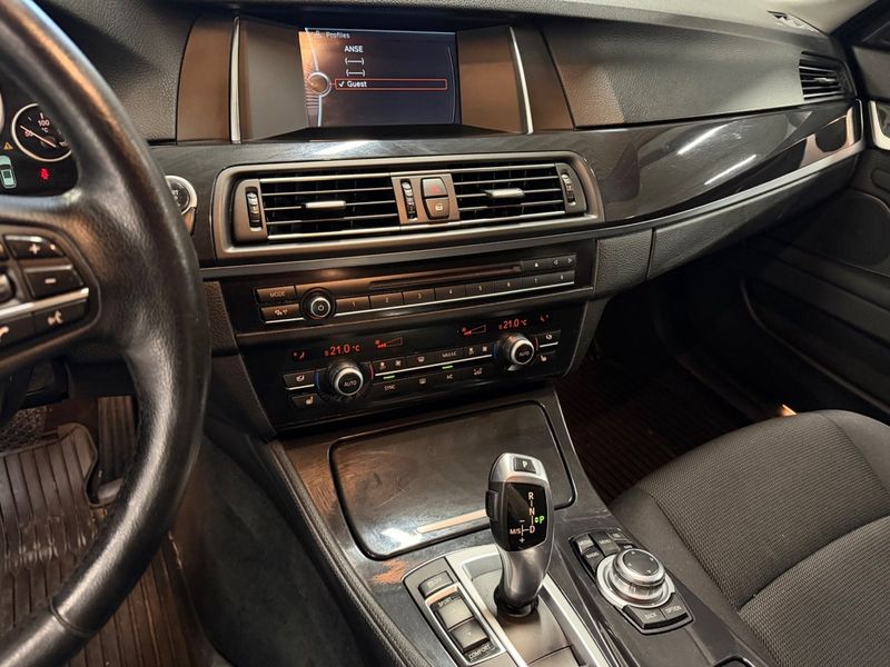 BMW 520 bild 12