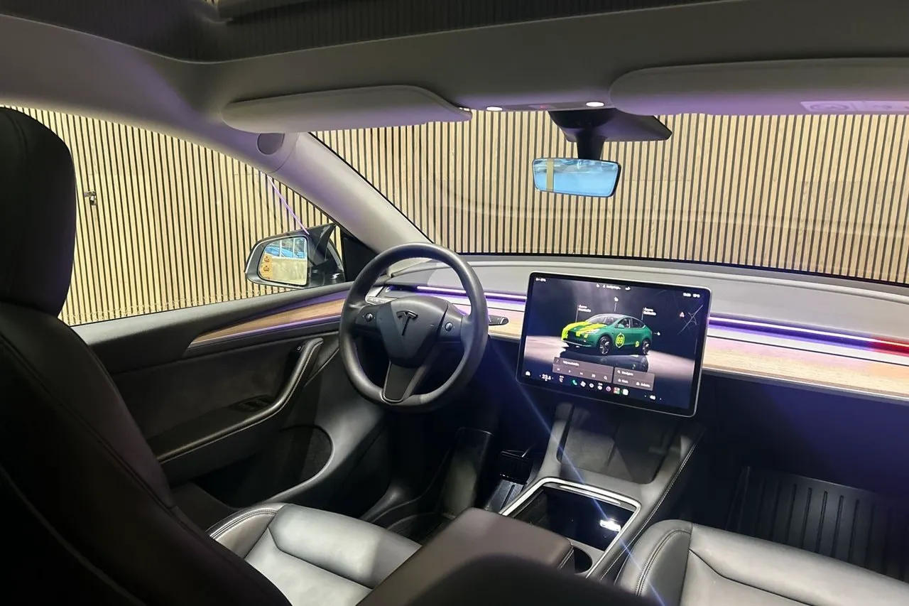 Tesla Model Y bild 5