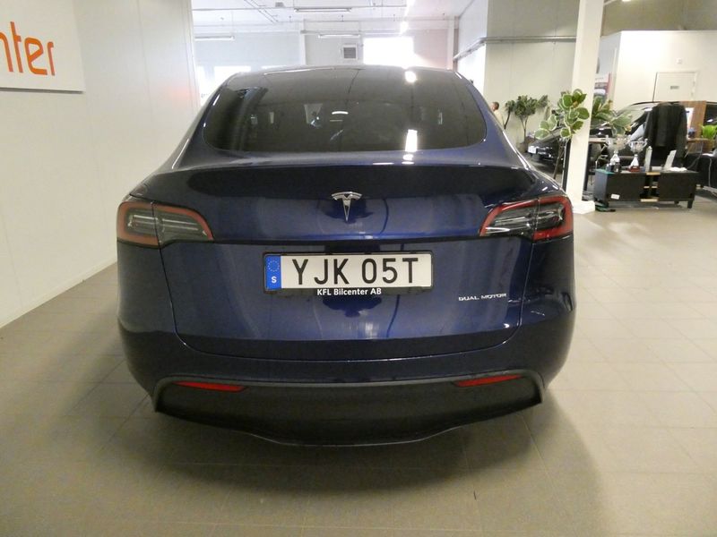 Tesla Model Y bild 5