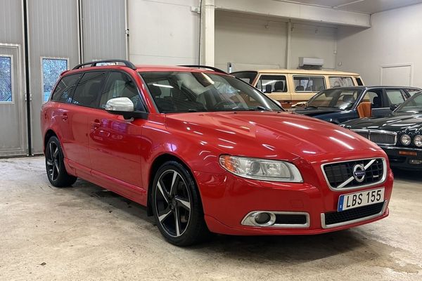 Volvo V70 2.5T Aut 231hk Full R-Design Läder Drag Mkt välvårdad - 2011