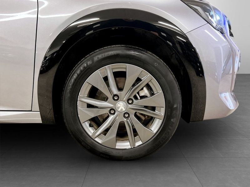 Peugeot e-208 bild 13