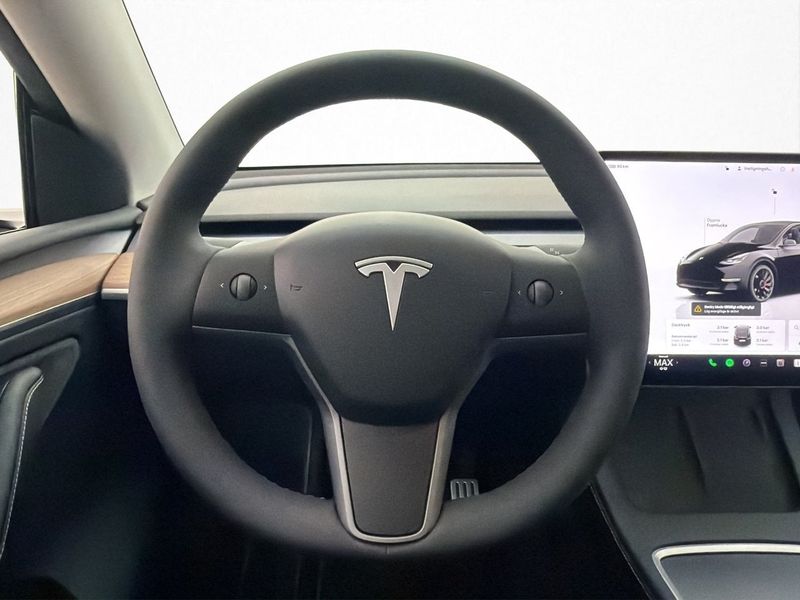 Tesla Model Y bild 13