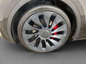 Tesla Model Y bild 29