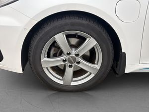 Kia Optima bild 32