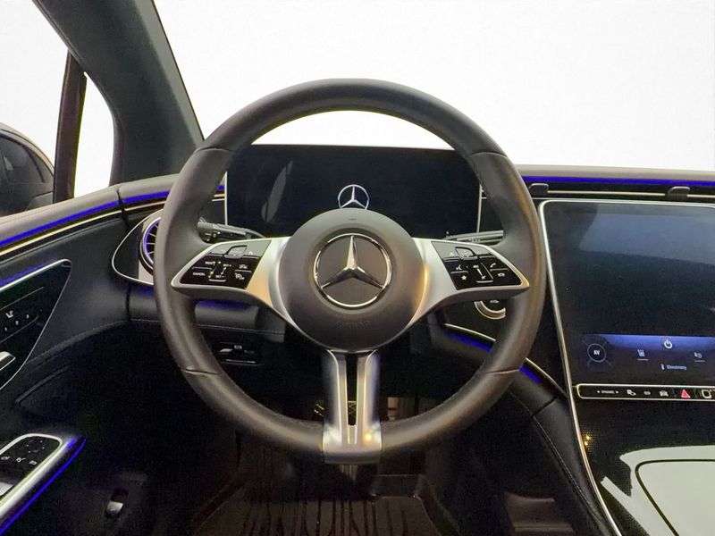 Mercedes EQE350 bild 13
