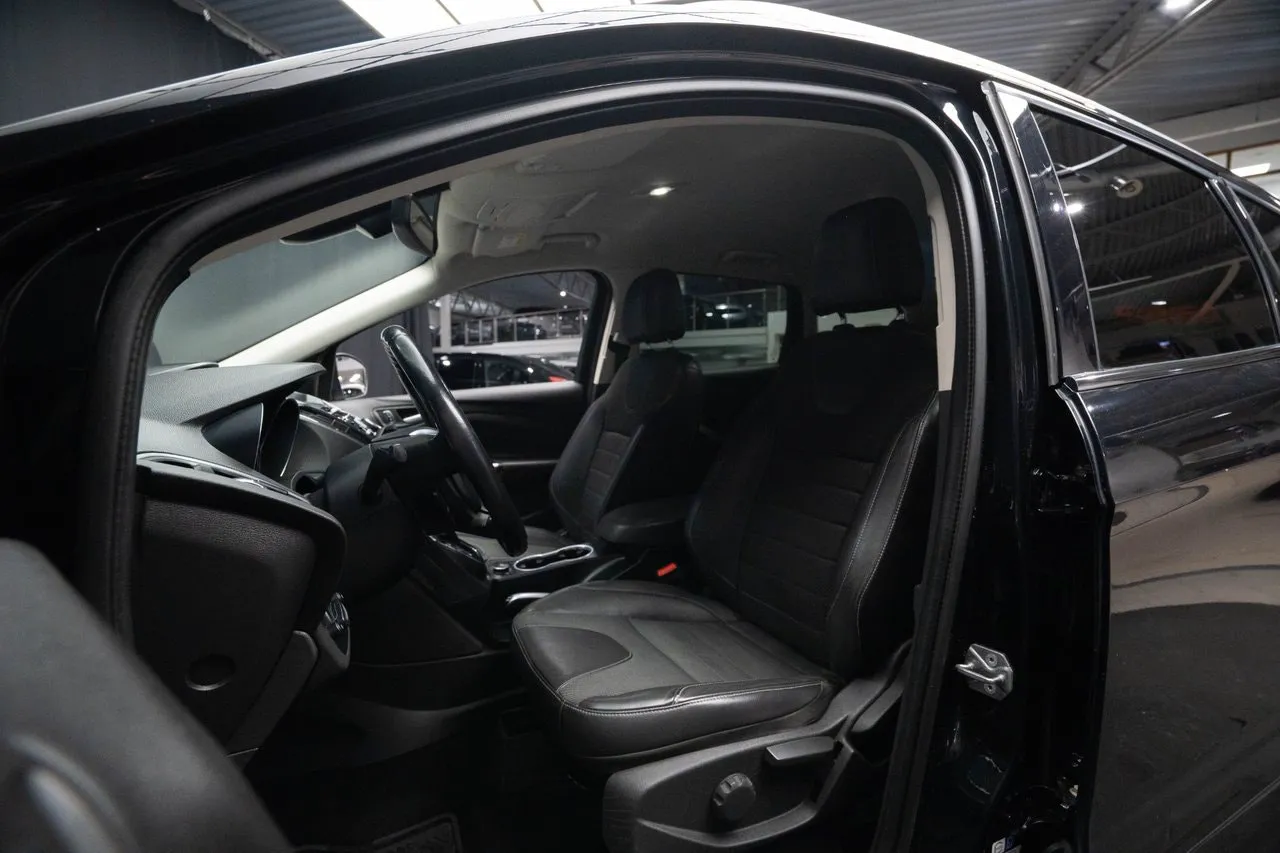 Ford Kuga bild 14