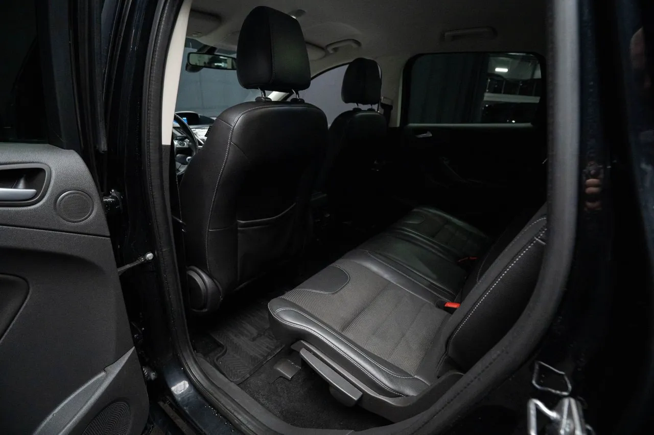 Ford Kuga bild 16