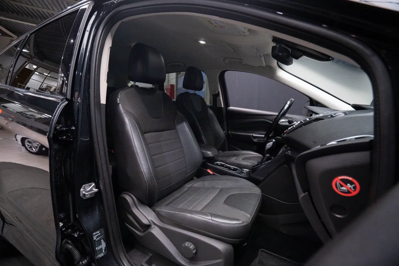 Ford Kuga bild 15