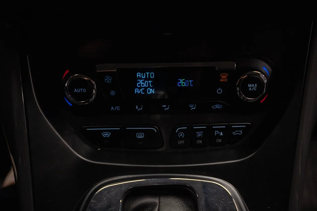 Ford Kuga bild 21