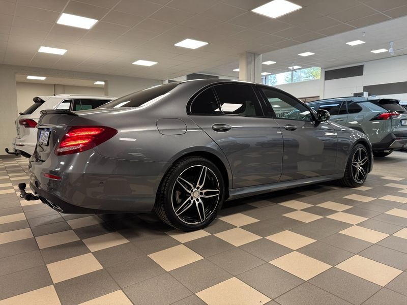 Mercedes E220 bild 6
