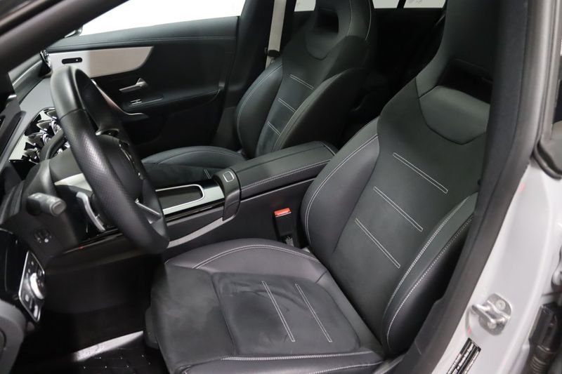 Mercedes CLA250 bild 24