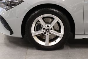 Mercedes CLA250 bild 8