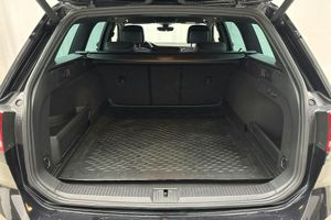 Volkswagen Passat bild 9