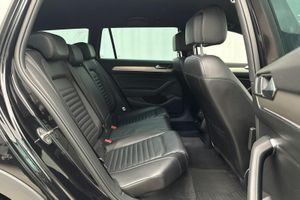 Volkswagen Passat bild 8