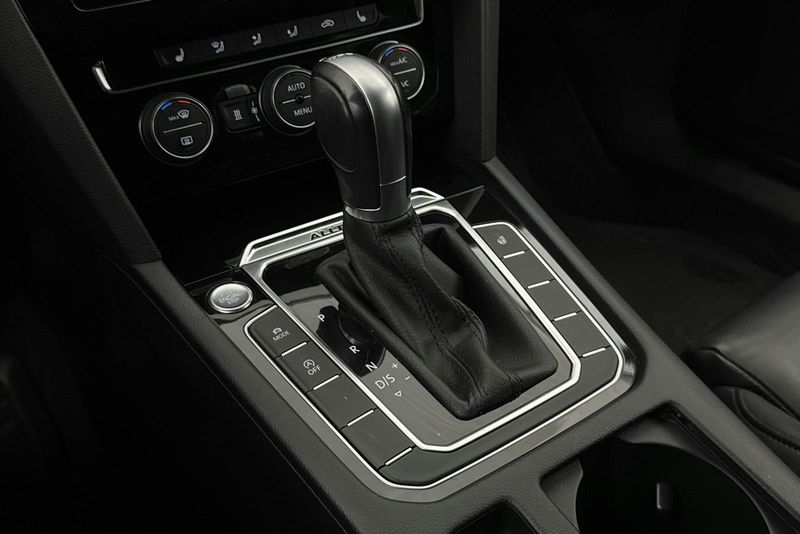 Volkswagen Passat bild 17