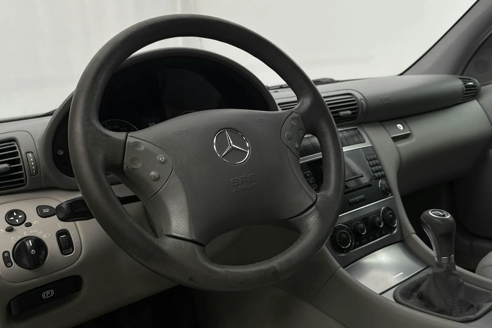 Mercedes C180 bild 9