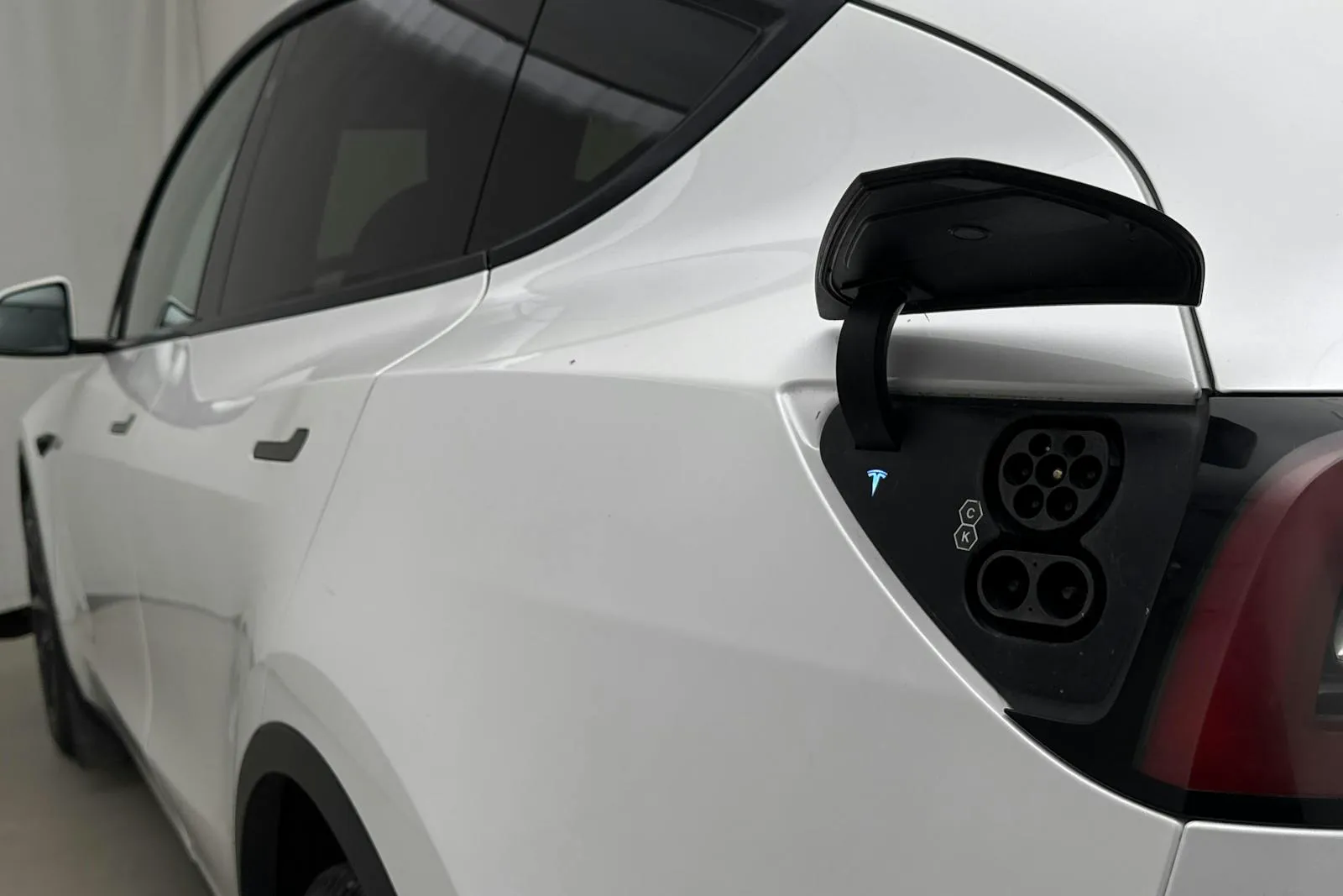 Tesla Model Y bild 21