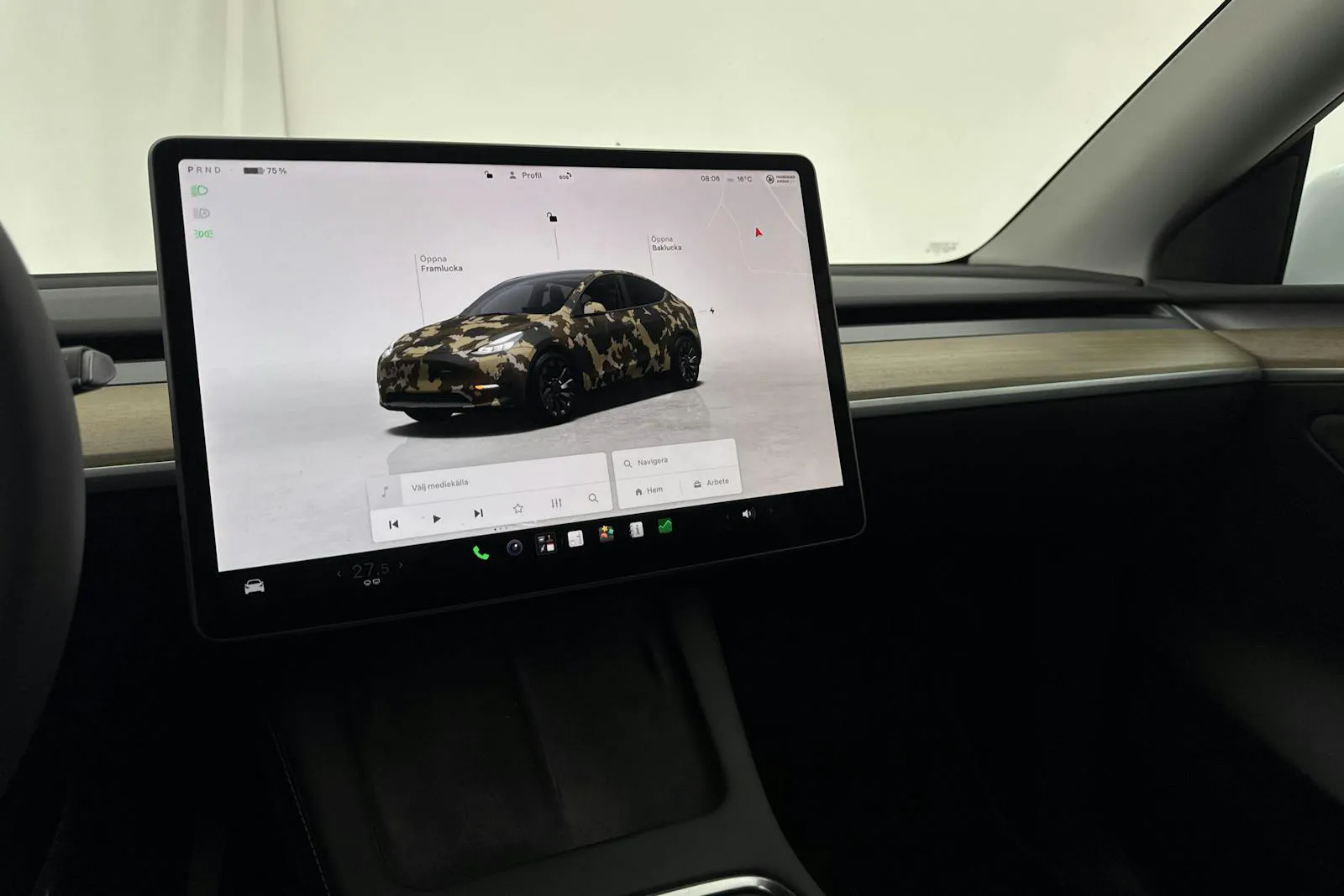 Tesla Model Y bild 15
