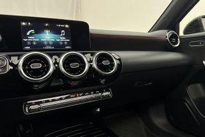 Mercedes A200 bild 17