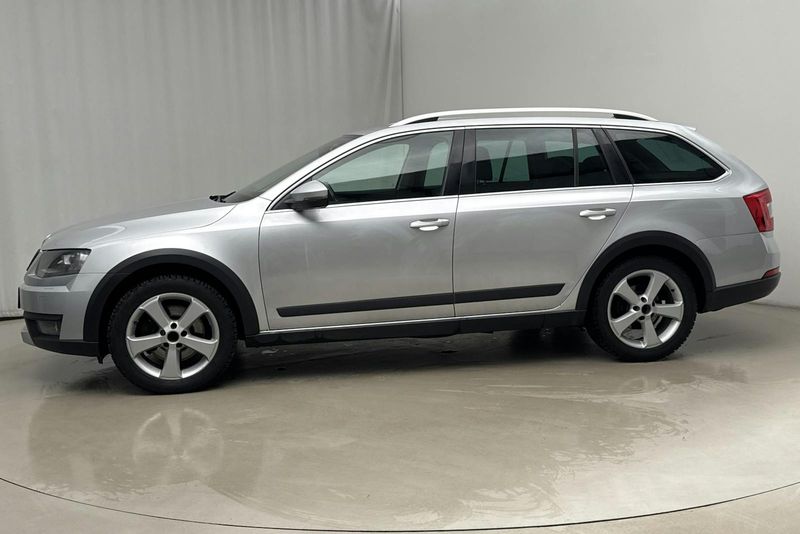 Skoda Octavia bild 2