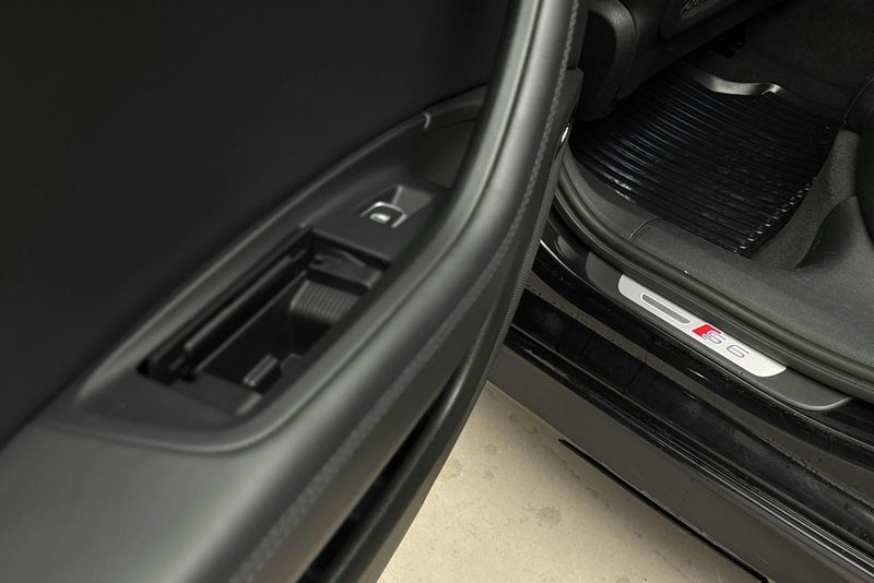 Audi S6 bild 25