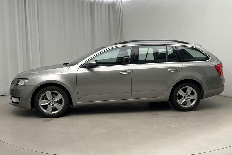 Skoda Octavia bild 2