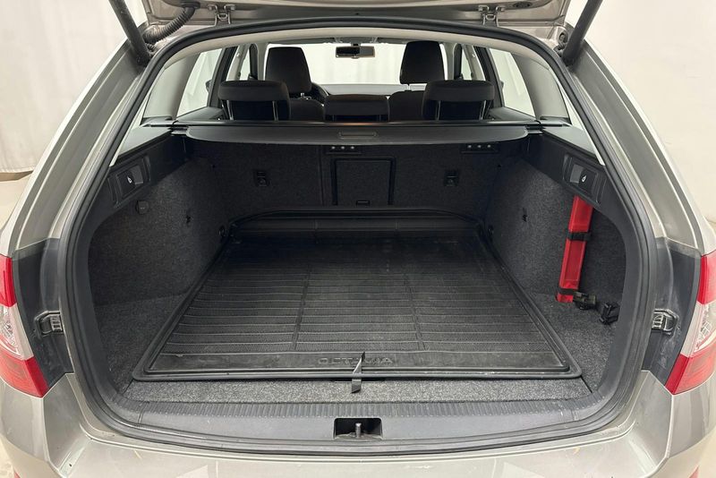 Skoda Octavia bild 9