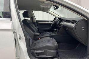 Volkswagen Passat bild 7