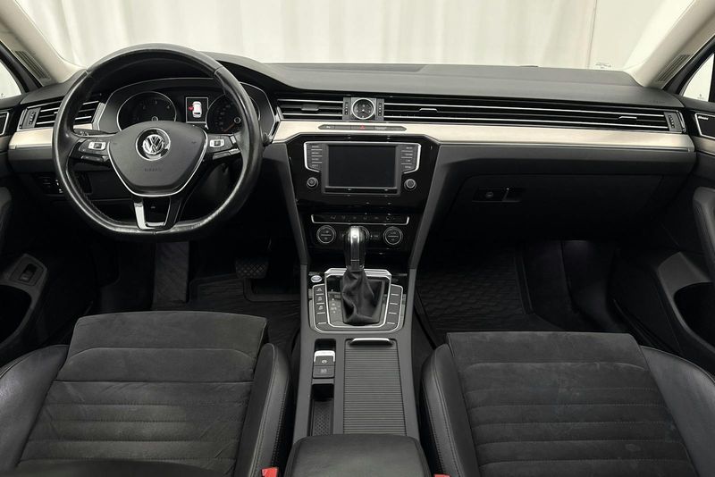 Volkswagen Passat bild 6