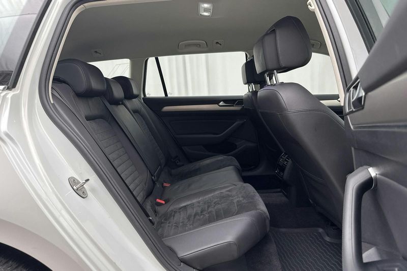 Volkswagen Passat bild 8