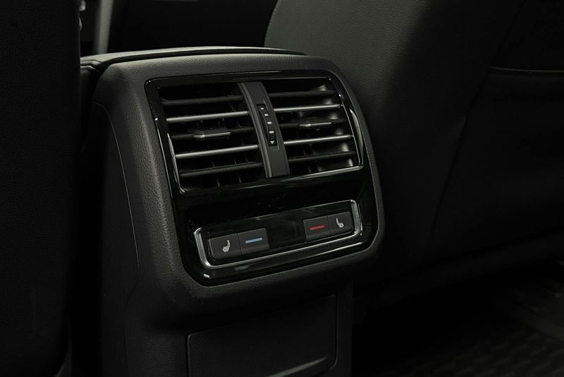 Volkswagen Passat bild 18