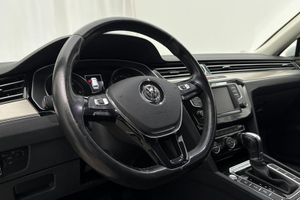 Volkswagen Passat bild 15