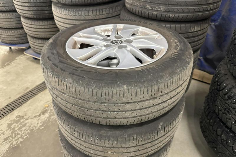 Toyota Yaris bild 16