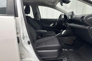 Toyota Yaris bild 7