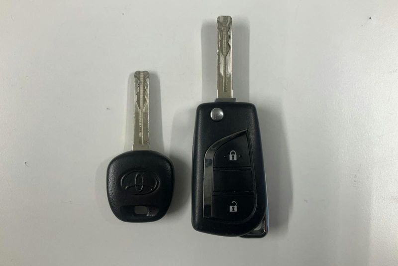 Toyota Yaris bild 16