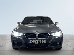 BMW 320 bild 2