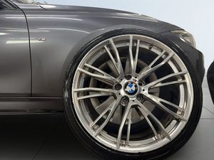 BMW 320 bild 14