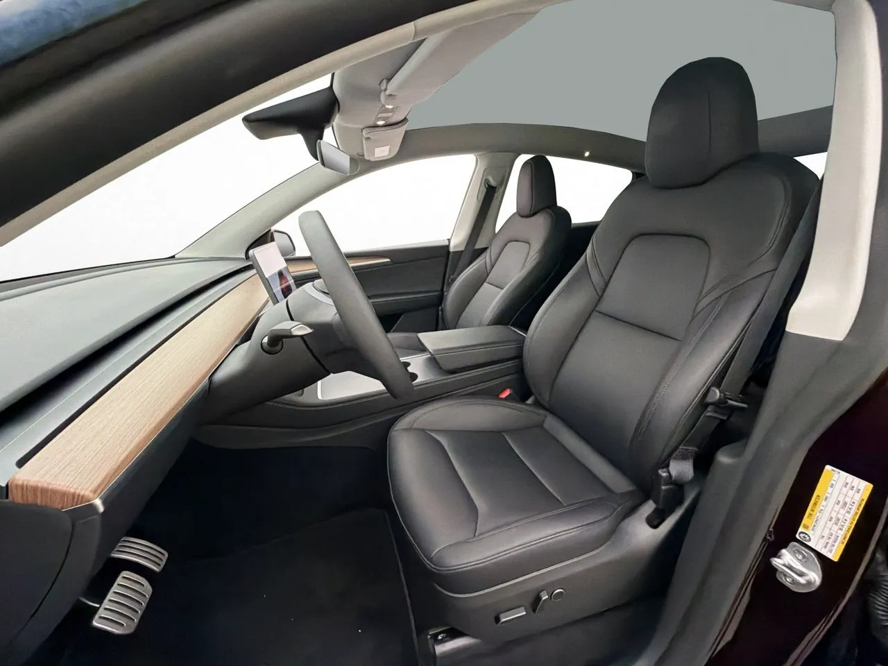 Tesla Model Y bild 13