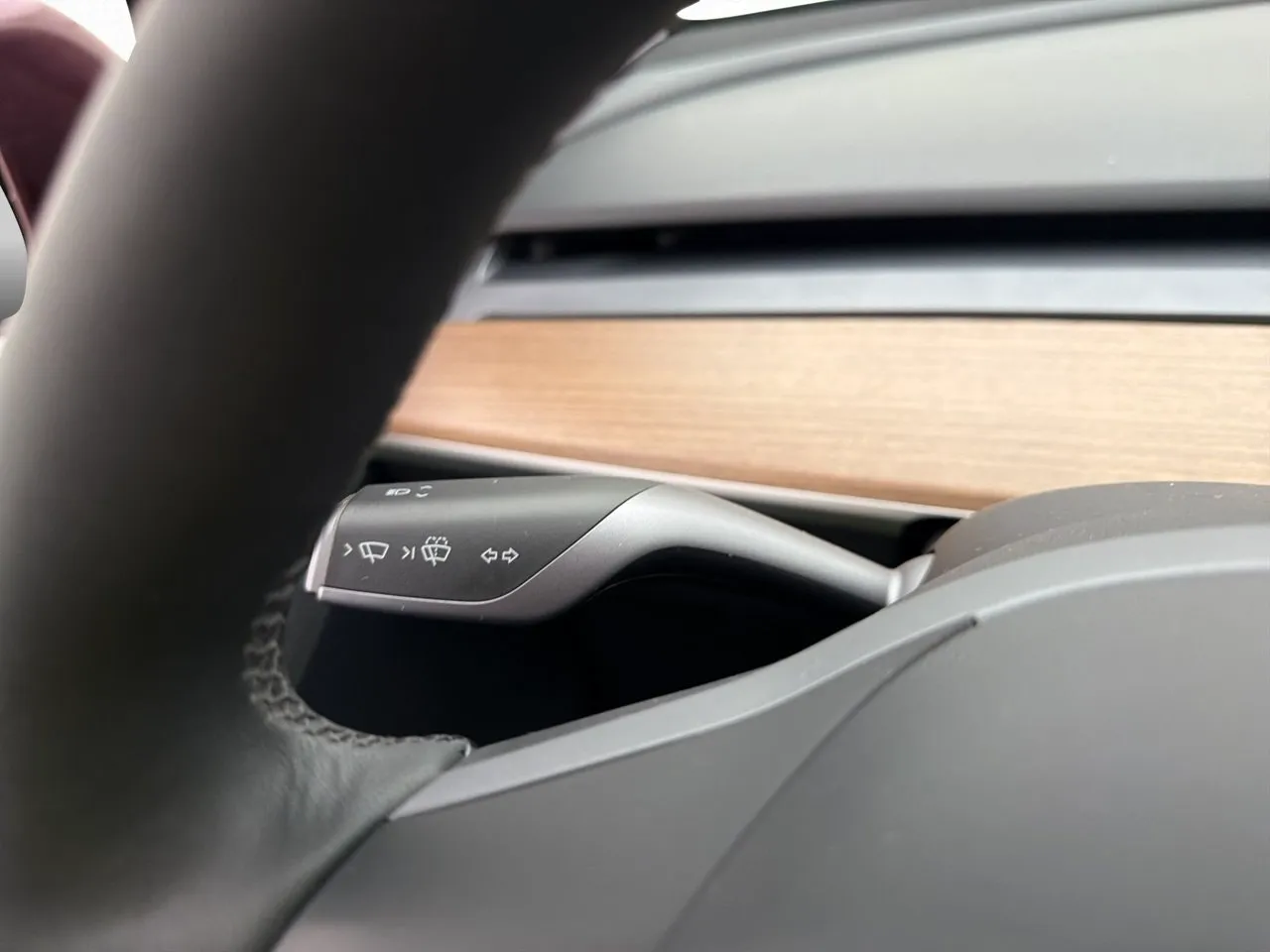 Tesla Model Y bild 34